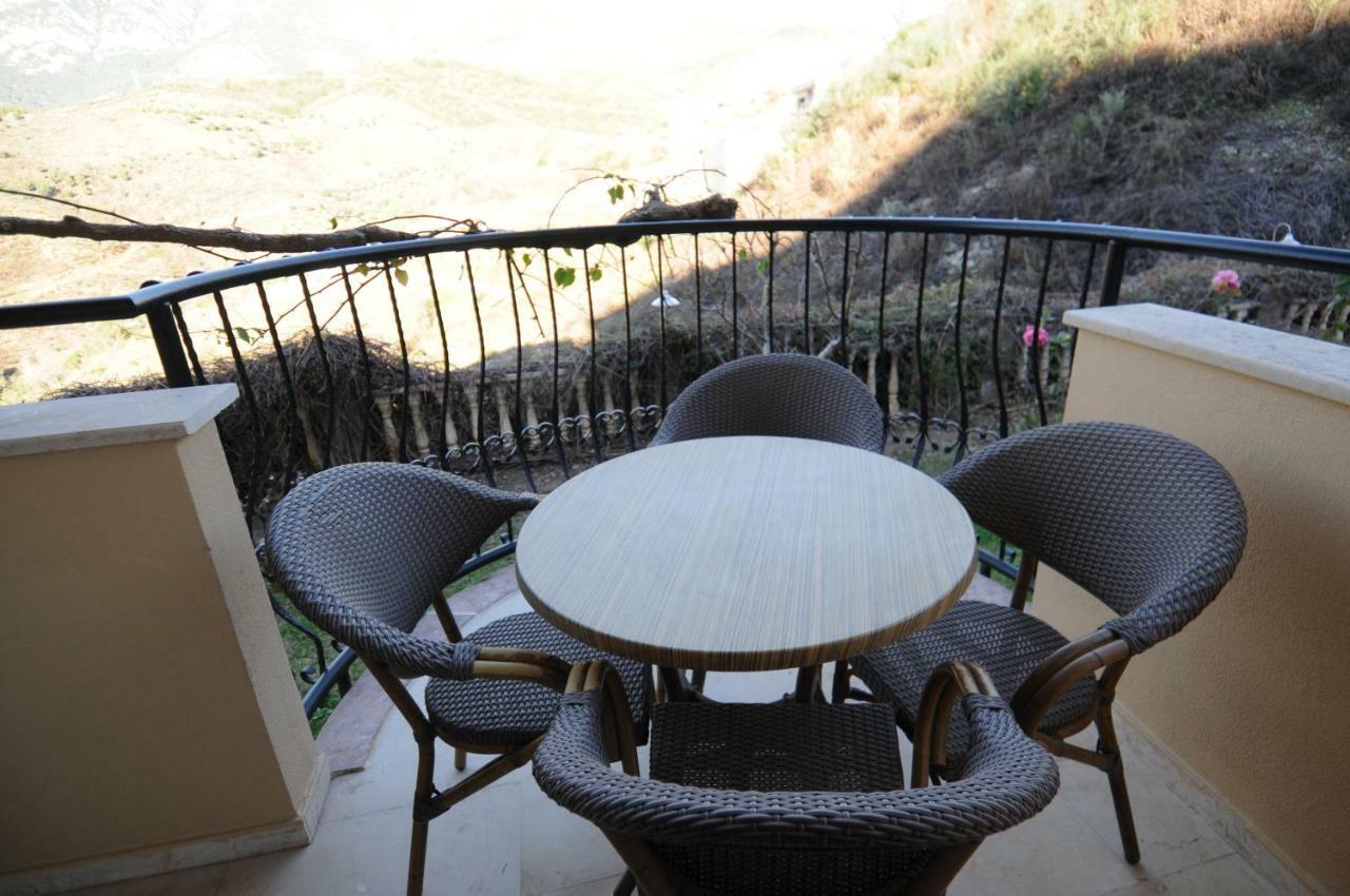 Gold City Luxury Accommodation Kargıcak Exterior foto